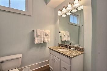 The Hawthorne By Low Country Rentals Charleston Exterior photo